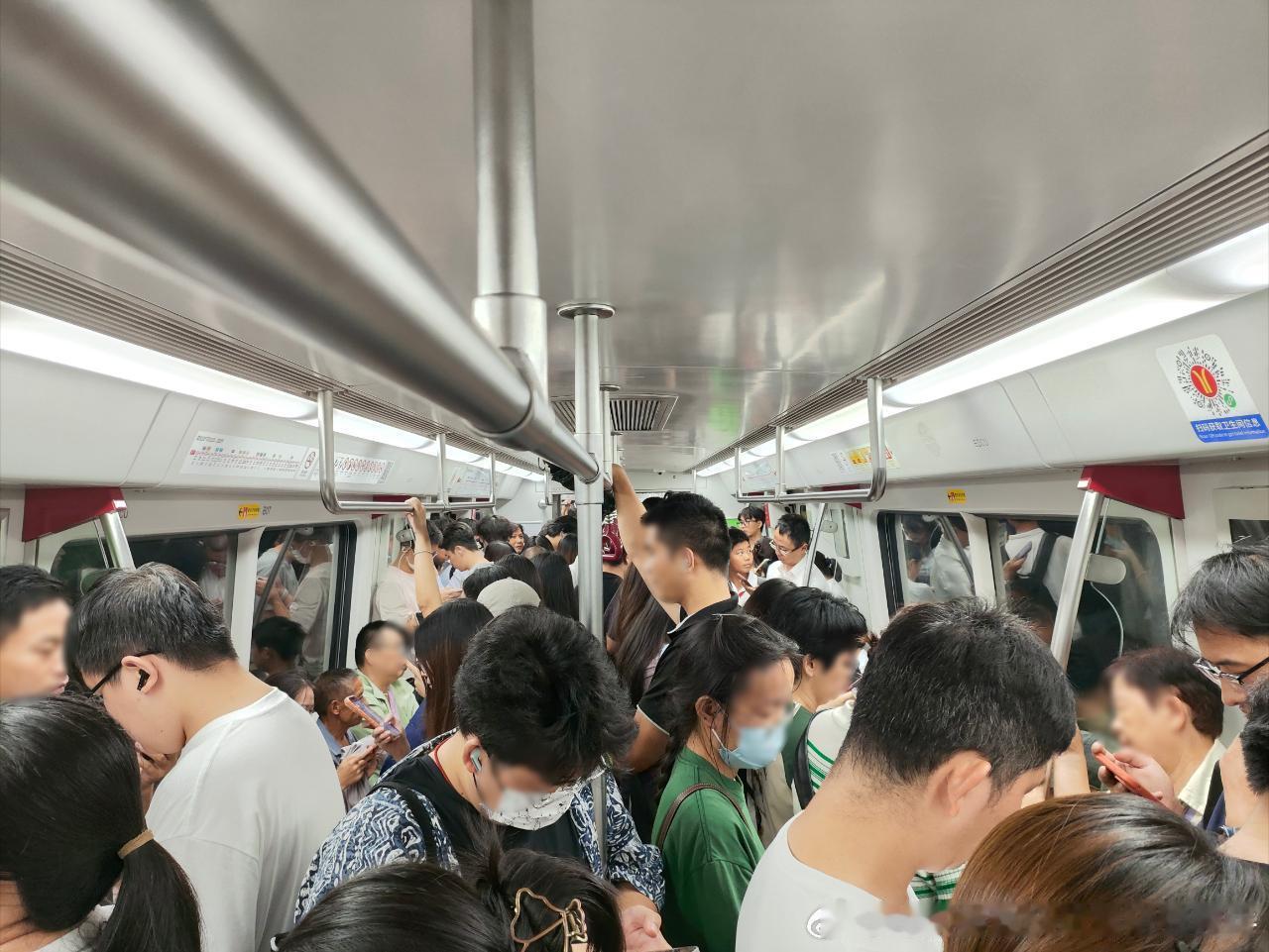 广州地铁网友：2026年10月14日（周三，第140届广交会正式开始的前一天，但