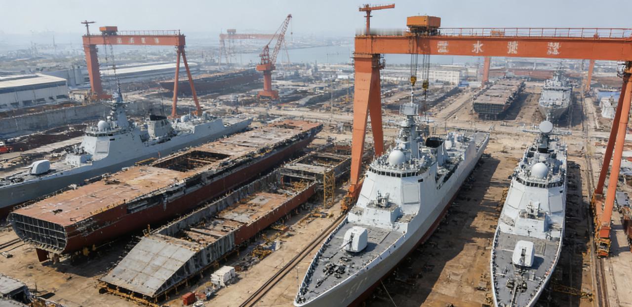 快评：05系列未停“下饺子”，边造边升兼顾质与量05系列驱逐舰停止“下饺子