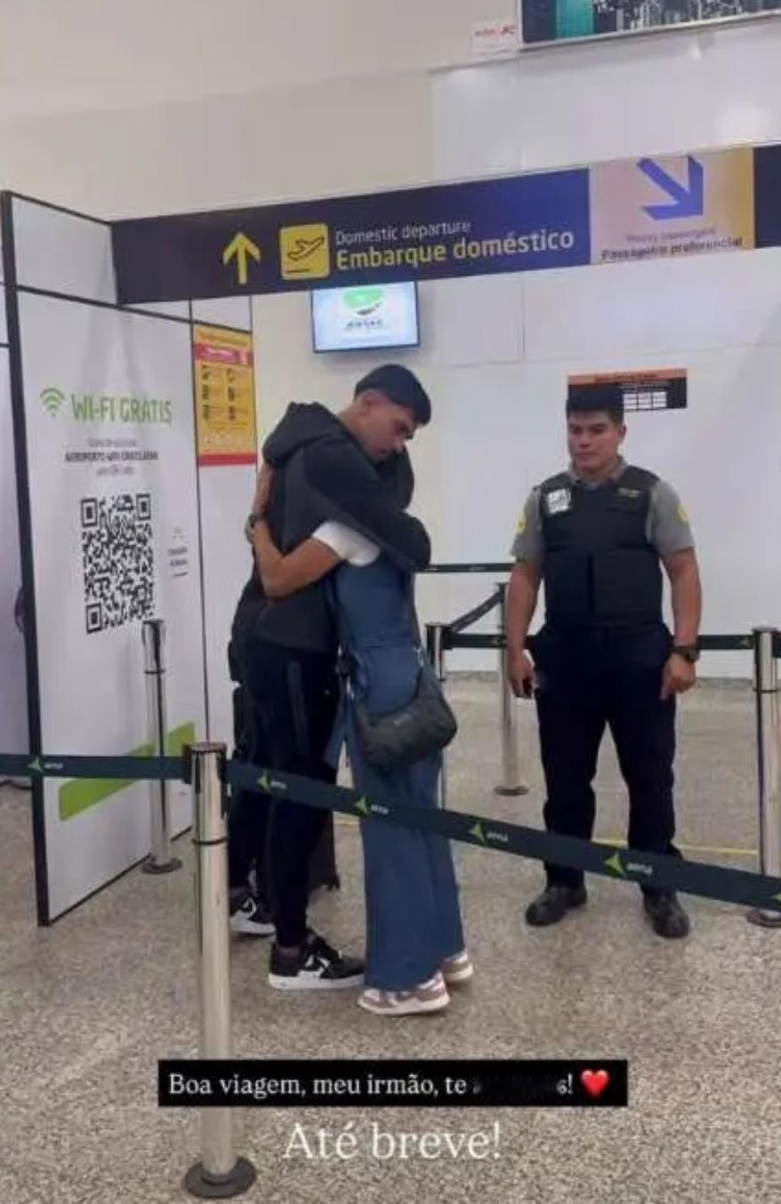 好了，不用再等了，山东泰山中场位置不会补人了！马德鲁加已经登上了返回球队的飞机，