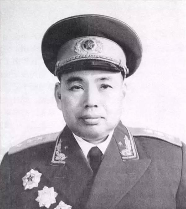 1979年，我国对越自卫反击战接近尾声，即将攻破越南首都时撤军，撤退时许世友将军
