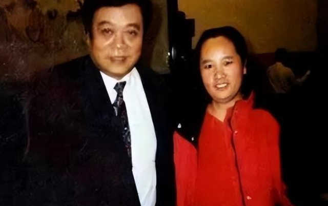 饶颖:赵忠祥与我发生关系多年,他有特殊癖好,令我身心受到伤害