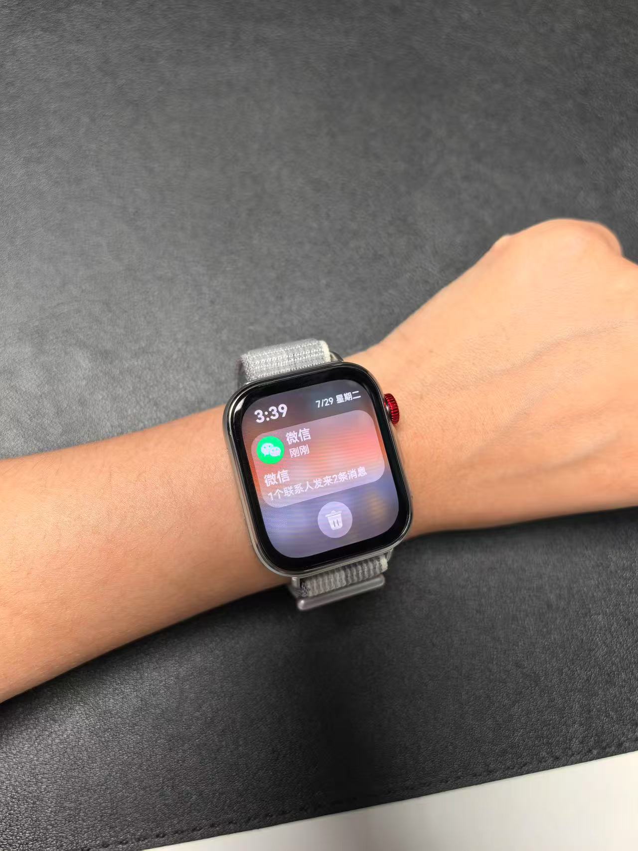华为WATCHFIT4不仅是运动性能强大，日常生活中门禁、支付、消息提醒，还有