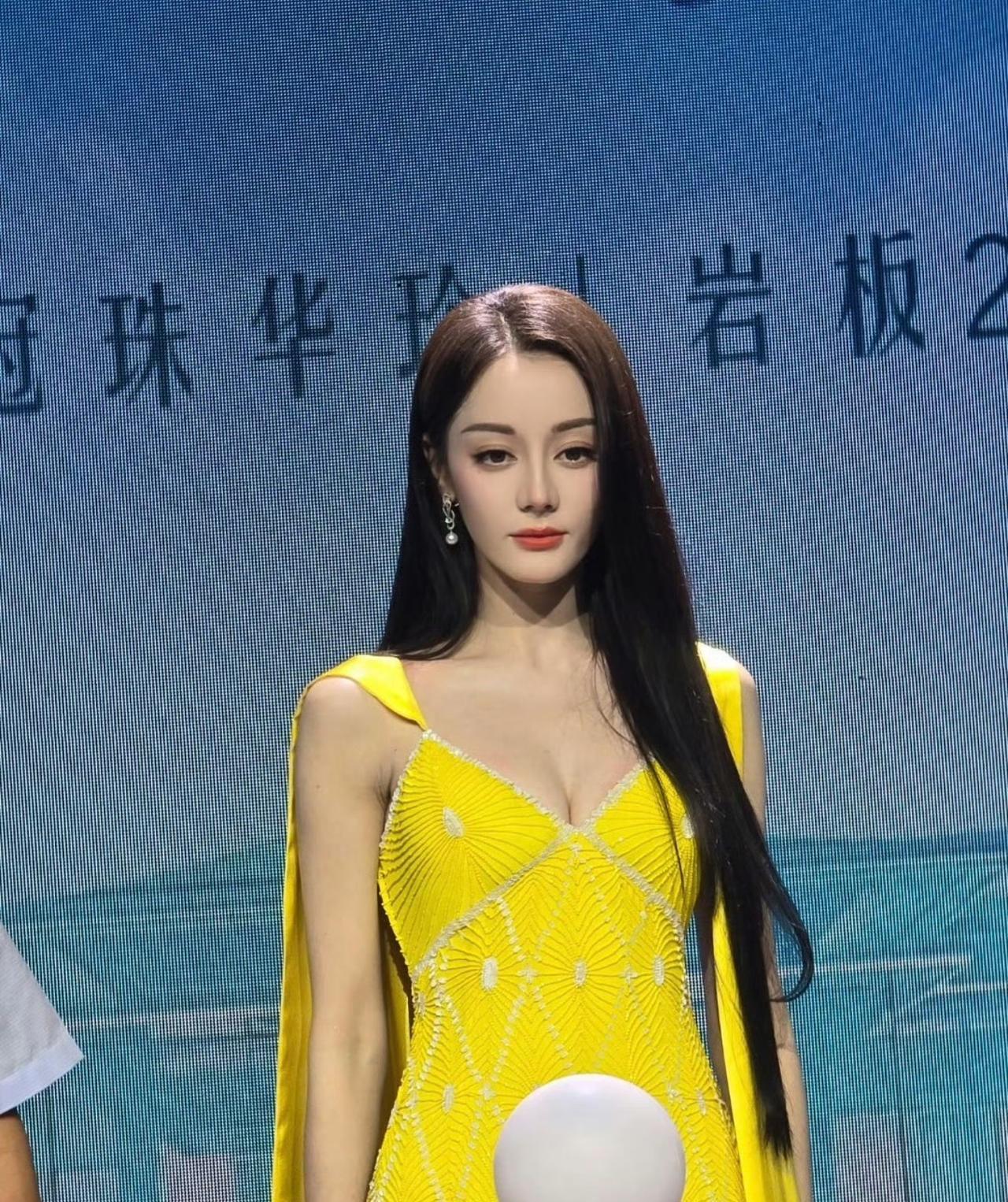 红毯顺序也能“吃人”？业内公开的秘密：谁挨迪丽热巴谁尴尬。2023G