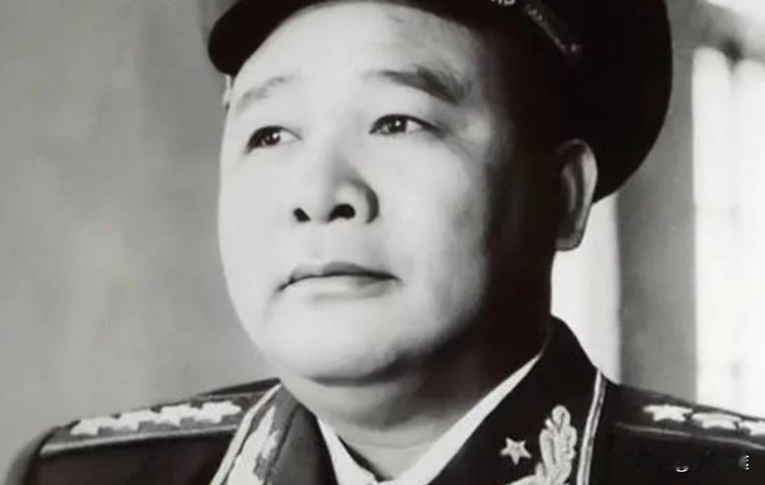 徐海东在1955年授衔前夕，提出自己受伤时间太久，没有指挥打仗，就不要给自己授衔