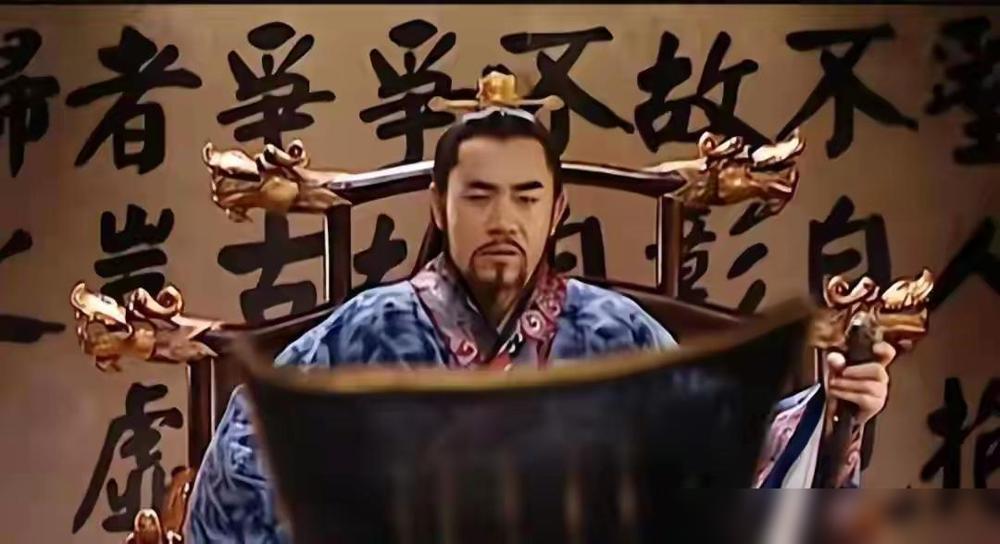 大明王朝1566的导演，估计已经在心里感谢吃瓜盟主了，没想到10年过去了，这部剧