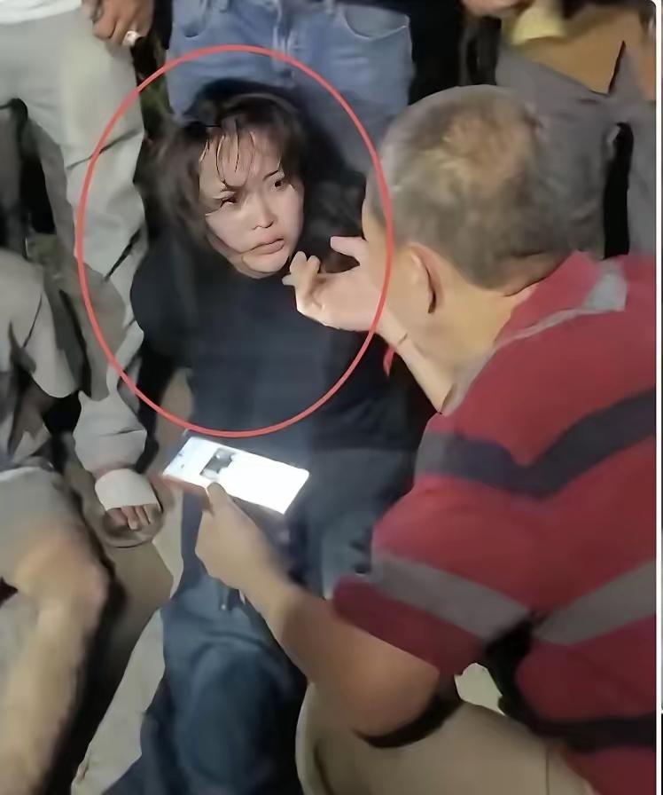 柬埔寨的这个女人给所有人上了一课！找老婆不一定要找好看的也不一定要有钱的，