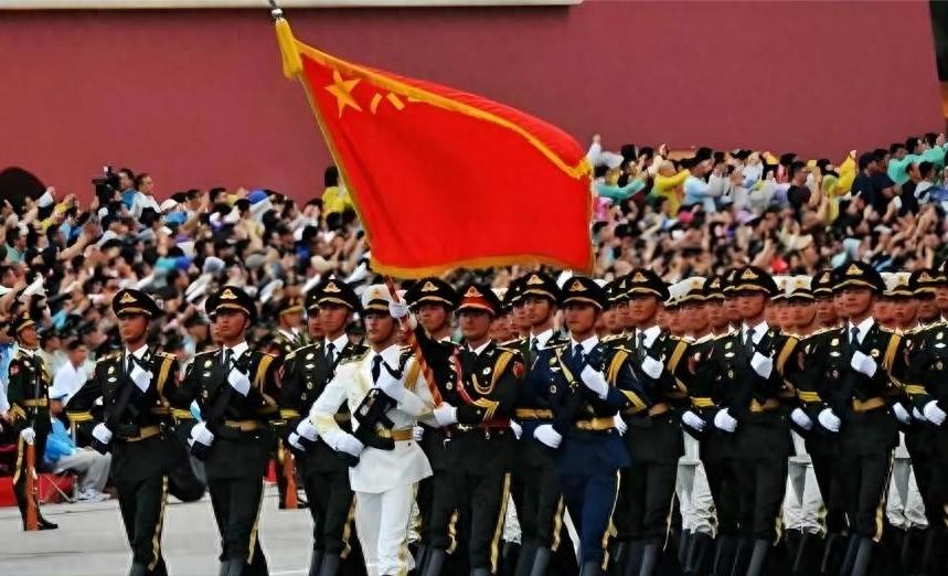 近几年西方感叹：中国是全世界，唯一强得悄无声息的超级大国这话听着像是夸赞，其实