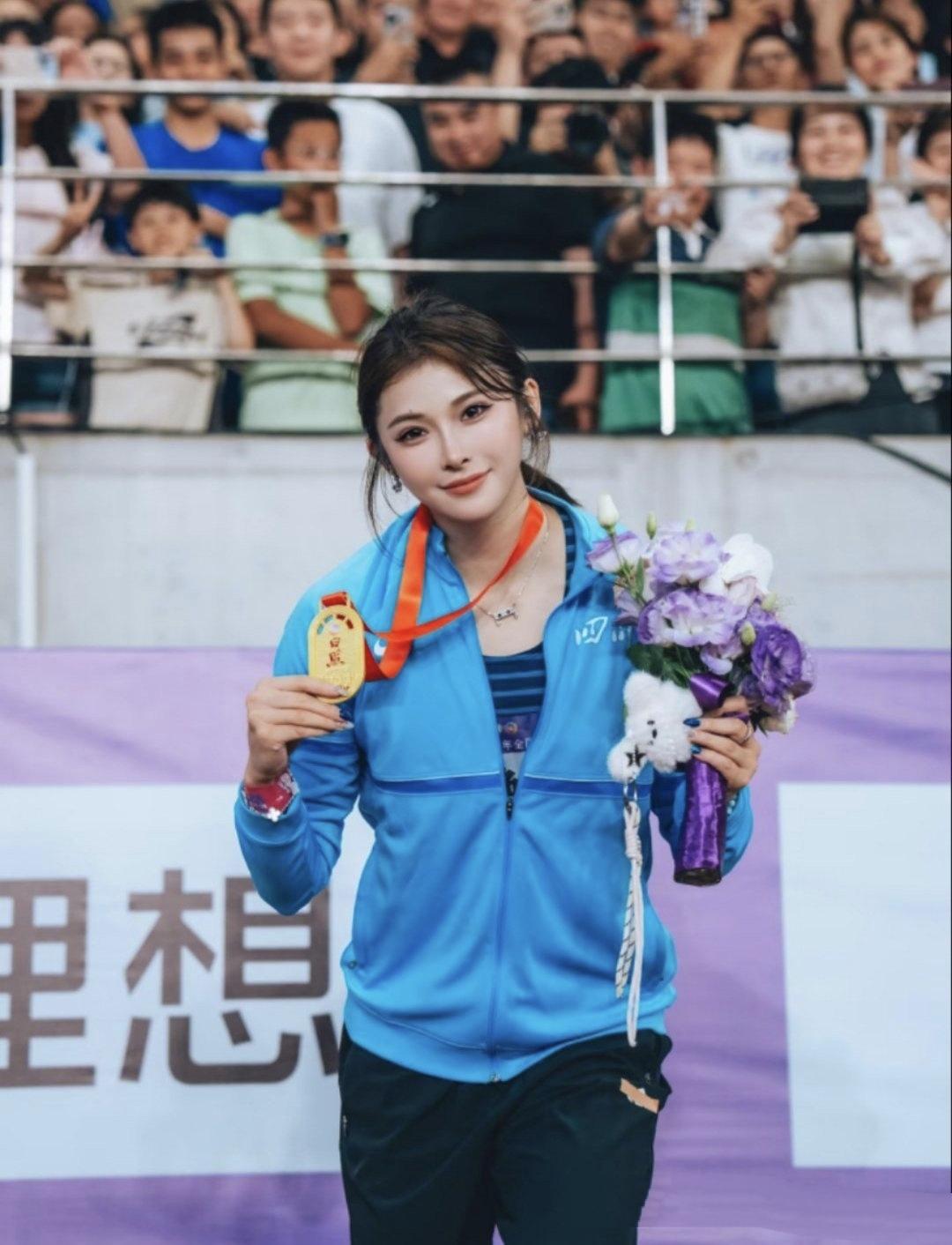 全网都在说吴艳妮锁定亚运名额，其实根本没有稳！日照全国冠军赛，吴艳妮12秒