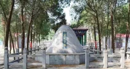 “打！马上行动！”电话那头刚传来安国方向有七八十日军出动的消息，左叶便斩钉截铁地