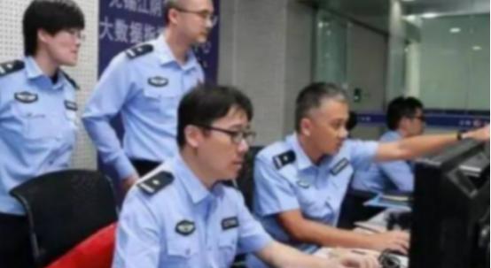 2015年，江苏的刘先生整理母亲遗物时，无意中翻出一张600万的老存单，当他满心