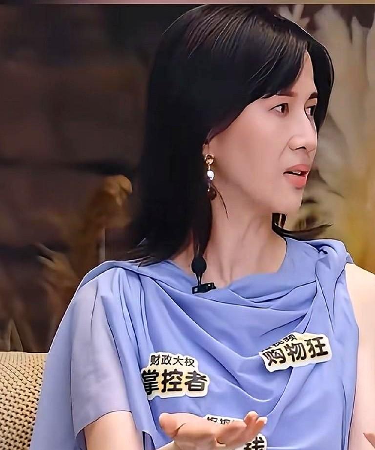 看上去每一笔都不多Papi酱真的是“持家人”的嘴替。每天在手机上点几下单，