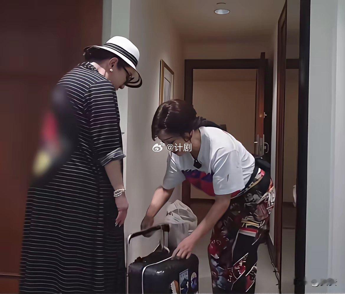 张柏芝的出现要让刘晓庆为难了。一边是向太，一边是张柏芝，放弃谁刘晓庆都有点舍不得