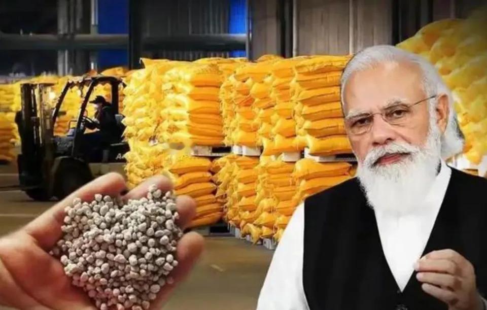 印度天价抢尿素，把自身的“老毛病”全暴露出来了！近日，印度一次性砸钱进口25