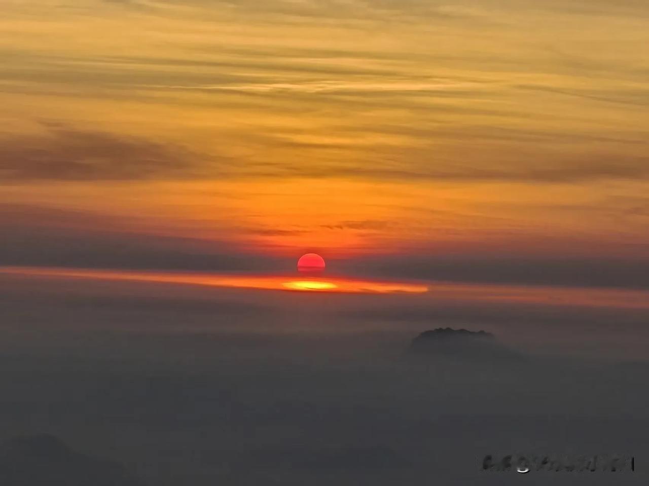 10月1日，国庆节这天的日出！