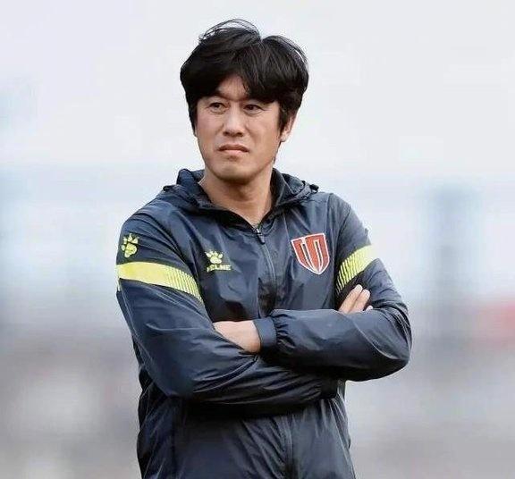 近日，前成都蓉城队主教练徐正源接受韩国媒体daum的专访。他在采访中提到，中国足