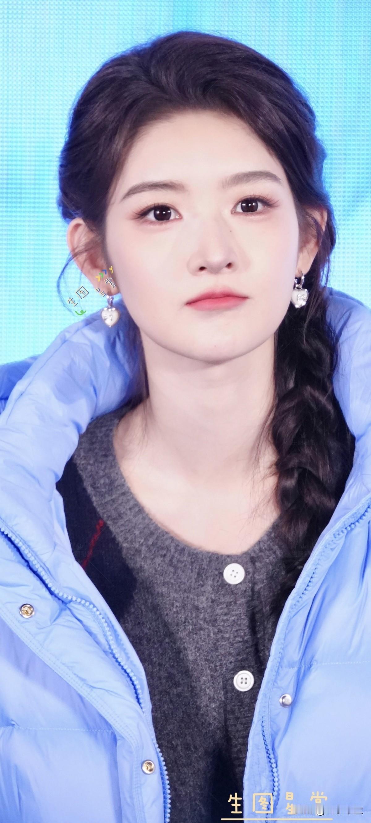 冬日女友已上线，纯美的心扑通直跳