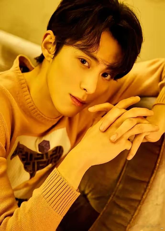 王鹤棣和芒果台这波深度捆绑，太秀了。他常驻《你好，星期六》，有他的期数平均收视率