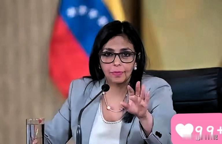 特朗普估计气的脸都青了本以为把马杜罗抓走，委内瑞拉这下要彻底跪了。但他万万没想