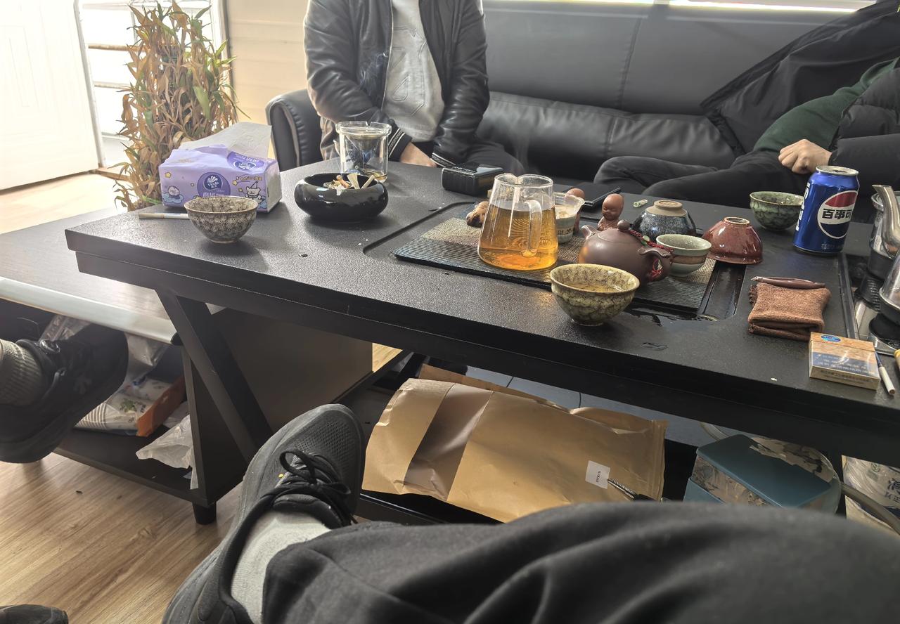 得罪人的活让这个新招进来9800元一月的人事经理来干，我看哪个主管、经理不顺眼，