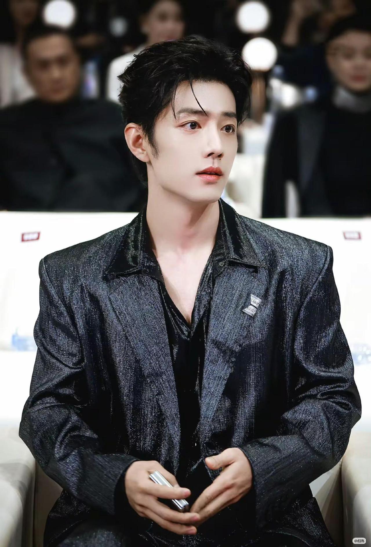 惊为天人又好看又萌。