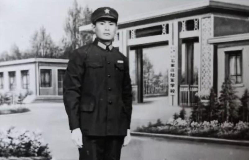 致敬对越自卫反击战中牺牲的烈士——董玉香同志！董玉香这个名字，听上去柔和到近乎
