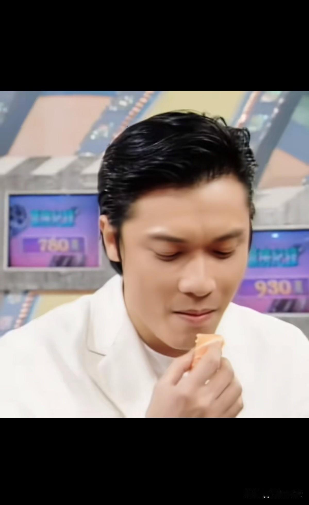 港星中一直觉得罗嘉良很帅气，他的颜值被严重低估，不输四大天王黎明、刘德华，