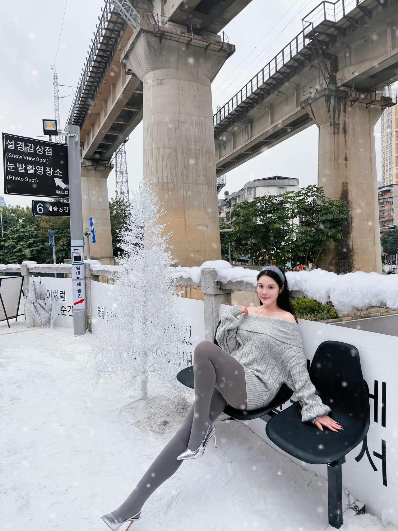 ❄️氛围感大长腿穿搭厚灰美学