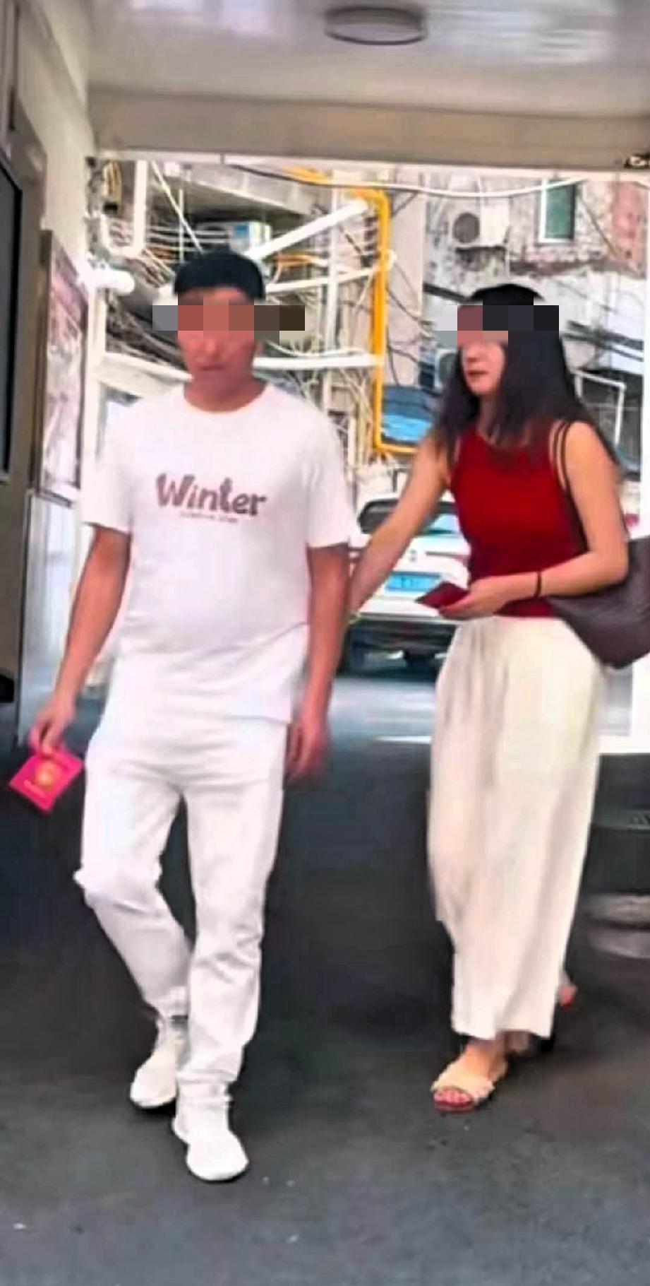 寒心！夫妻离婚后，妻子想和丈夫吃个散伙饭，遭到了丈夫拒绝说:出了这个门，咱俩已不