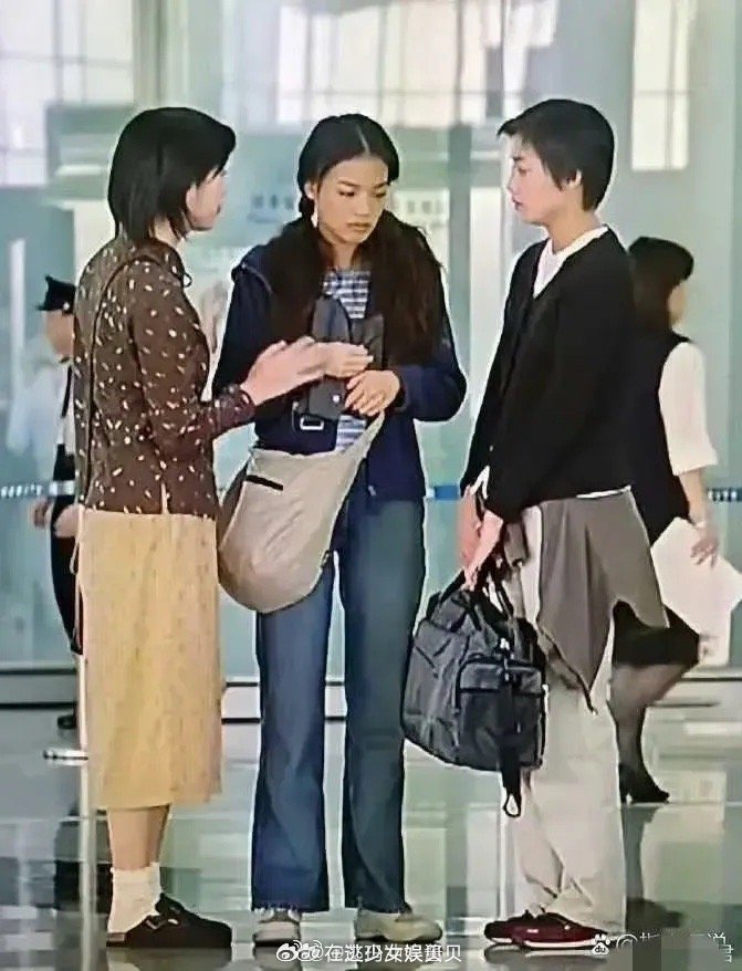 20年前的港剧，勃肯鞋是认真的吗？