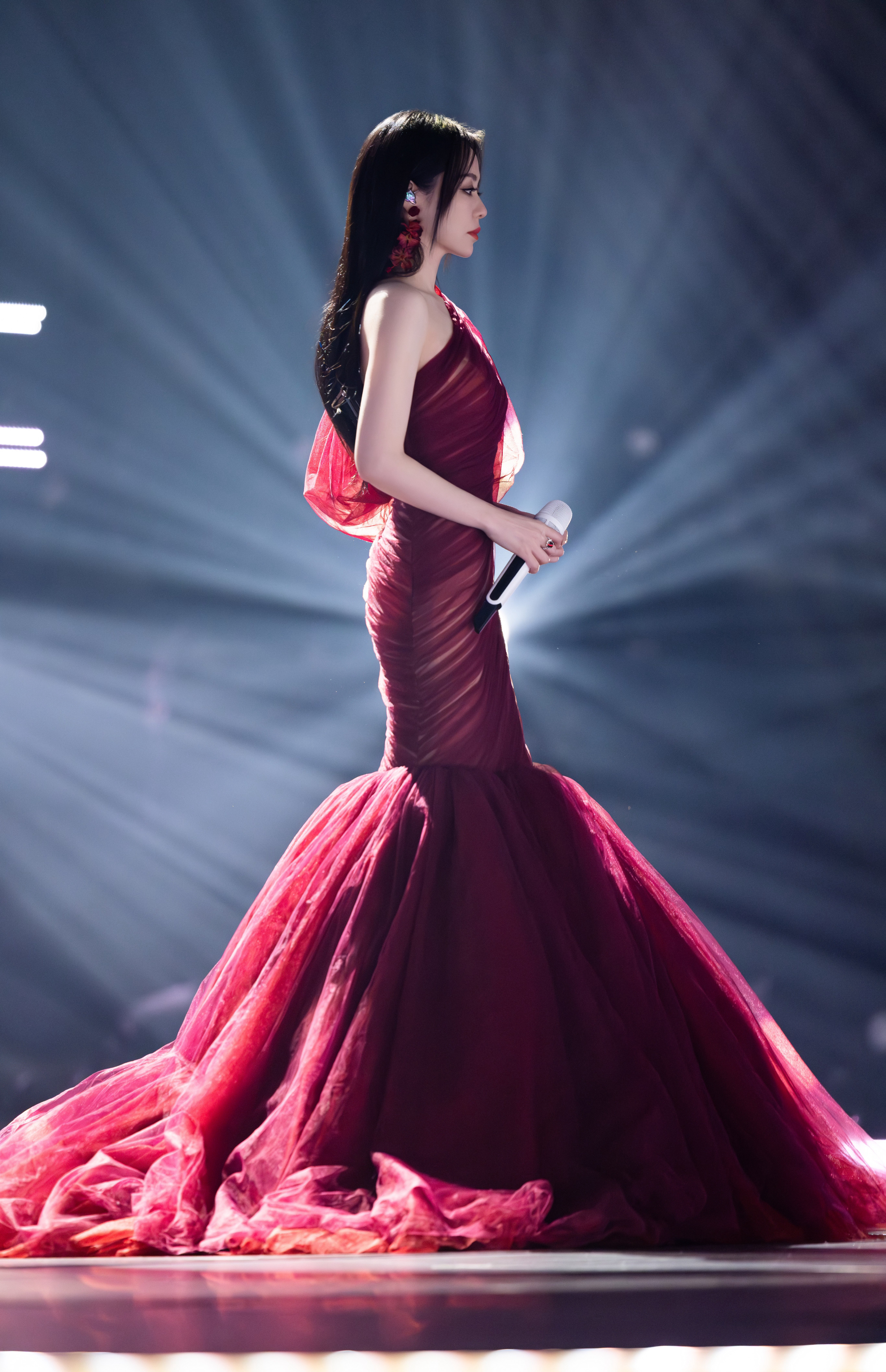 张靓颖在复制粘贴的时代，你是手写的诗