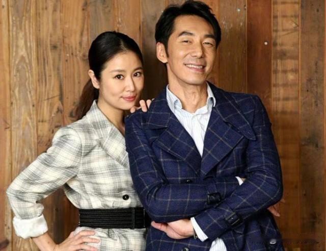 "男主外女主内"的观念过时了吗？我认为过时了。别再拿“男主外女主内”骗自