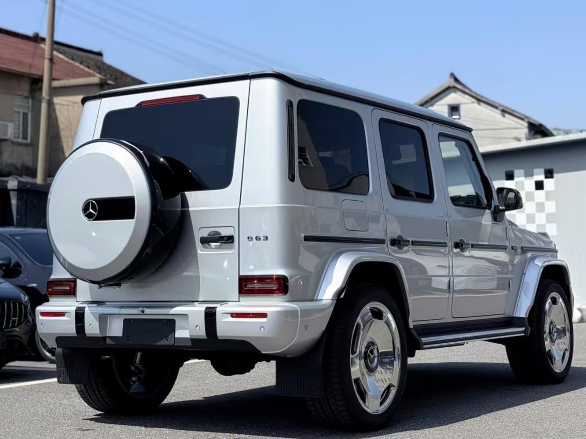 奔驰G63AMG