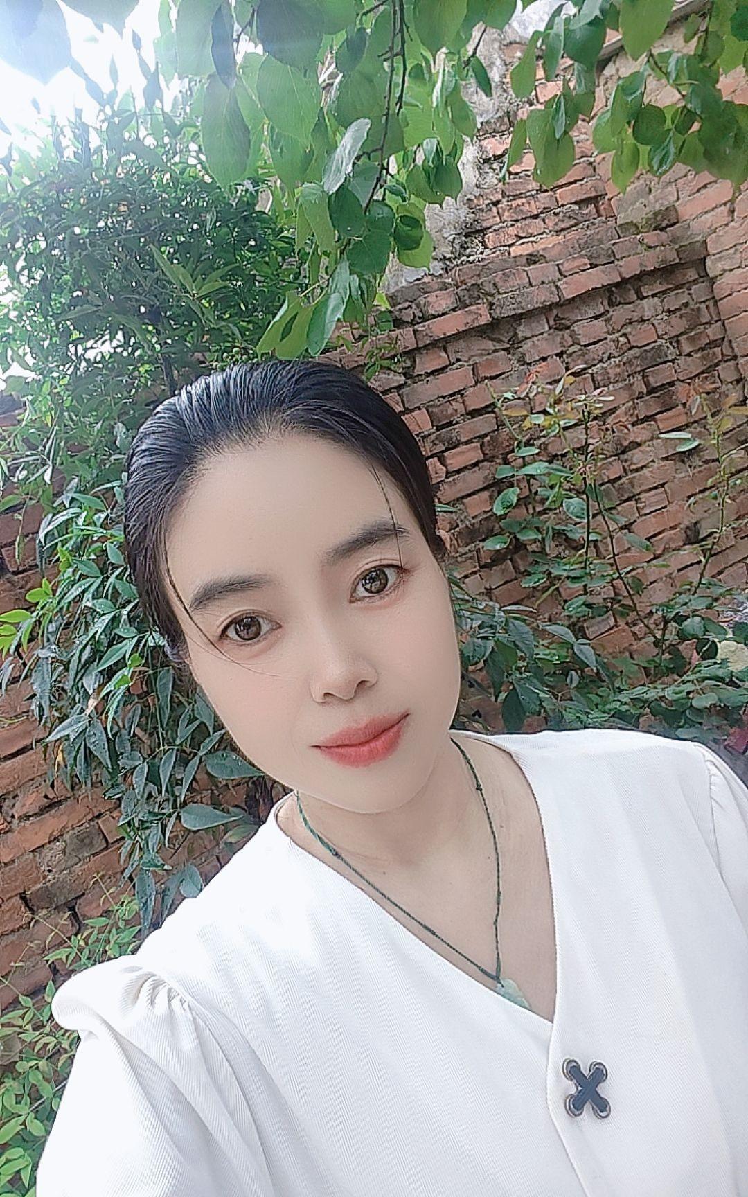 长大后才懂别和任何人走得太近因为你永远不知道他什么时候会和你反目成仇掏