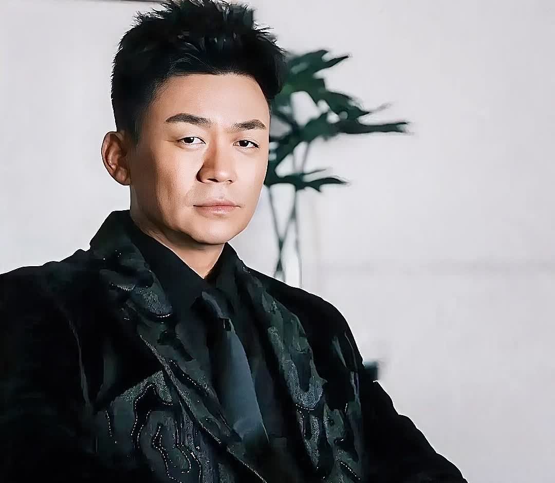 闫妮说的话含金量还在提升！王宝强演技不赖，就是没拿奖。观众认可他才是最重