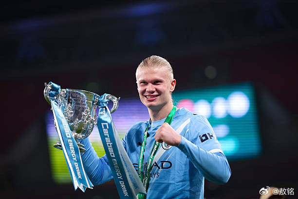 曼城家家都有一本难念的经之核心问题系列。联赛杯夺冠，其实掩盖了曼城不少问题，不