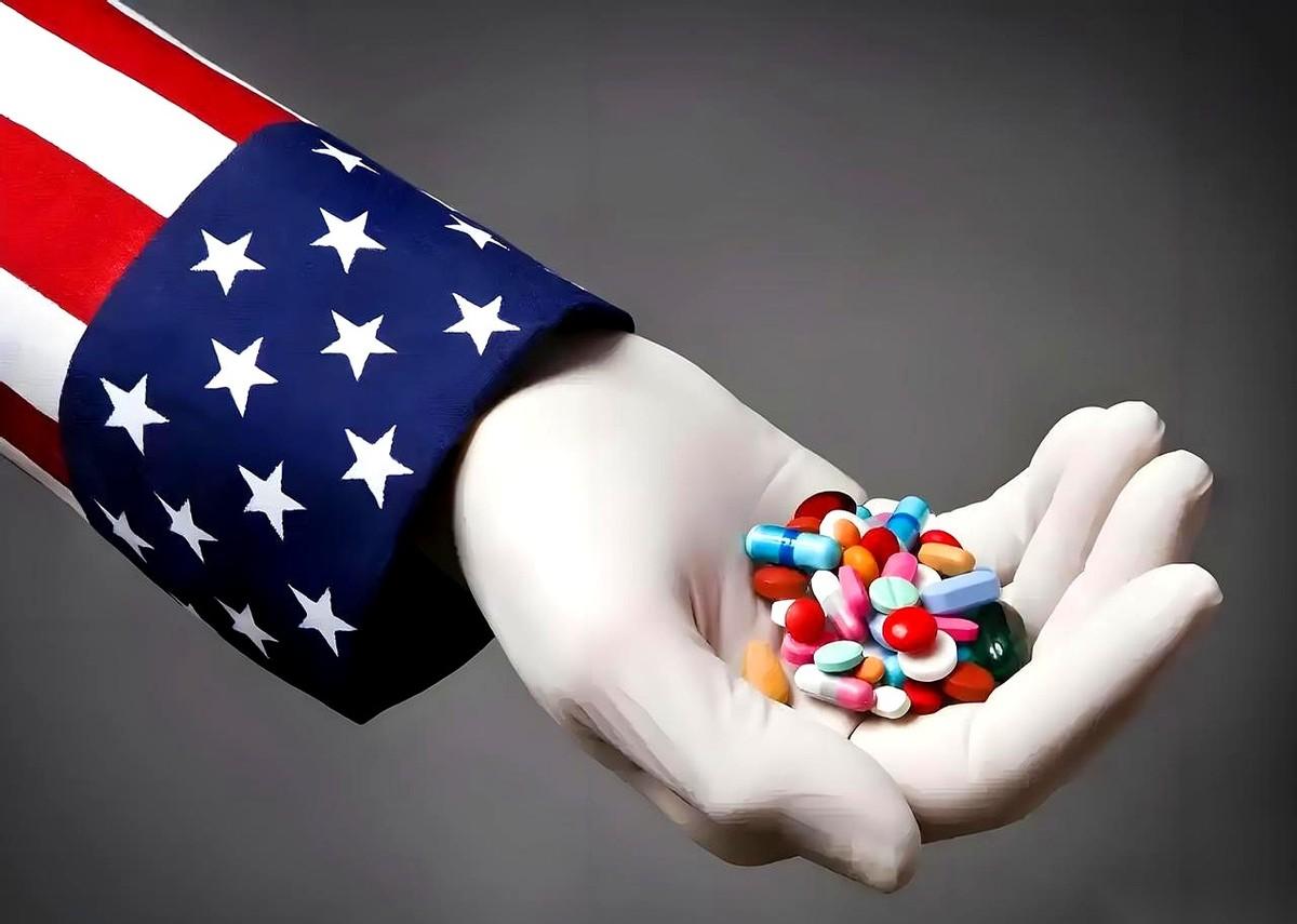 我跟你说个事儿，你可能得坐稳了。2025年，咱们把创新药“卖”给国外的授权金，