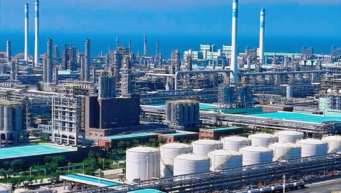 美国悍然宣布制裁中国恒力石化大连炼油厂昨天（24日）美国财政部长贝森特宣布，对