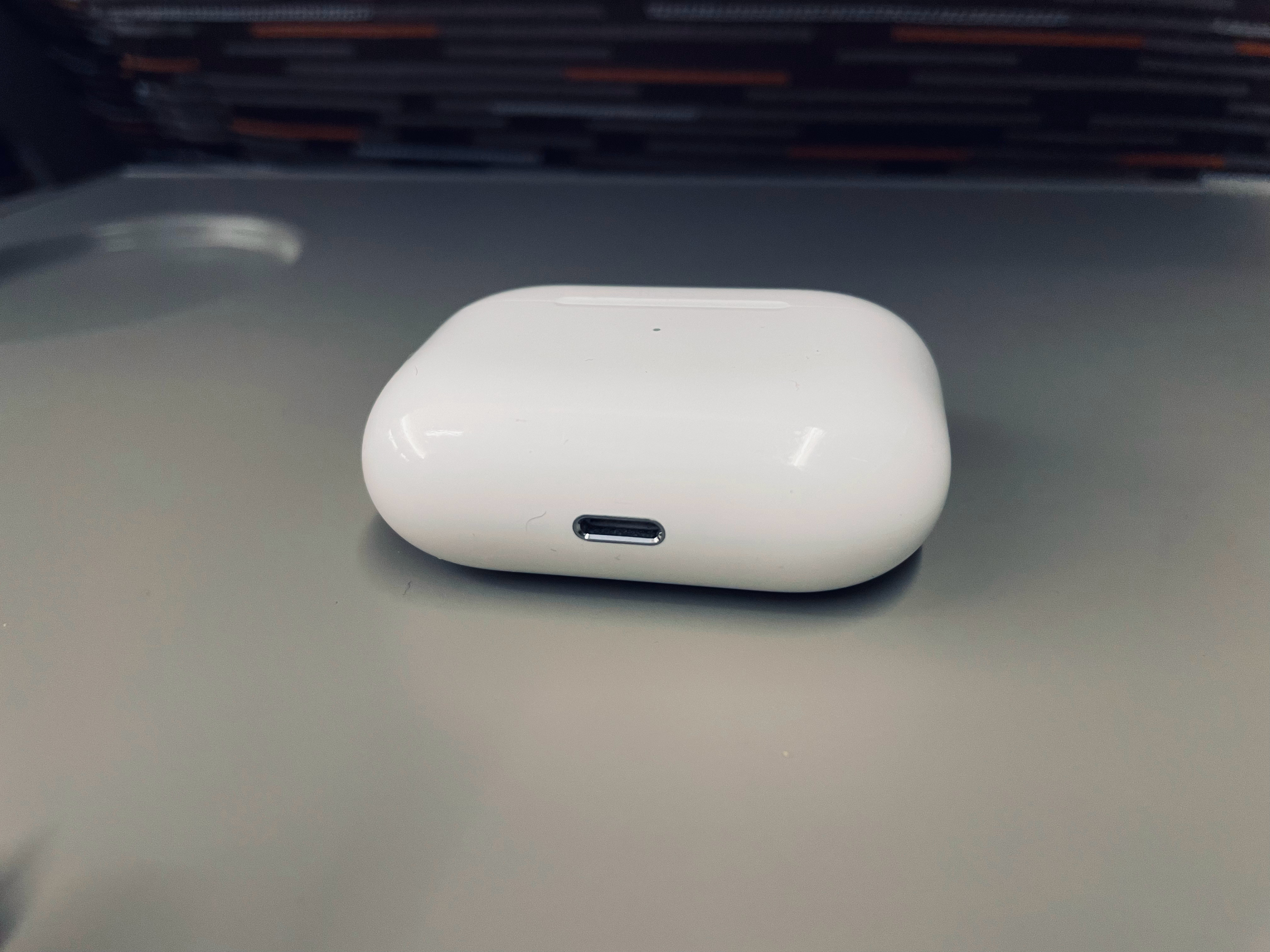 实测这个lighting接口的老AirPodsPro极限续航就是3个半小时左右
