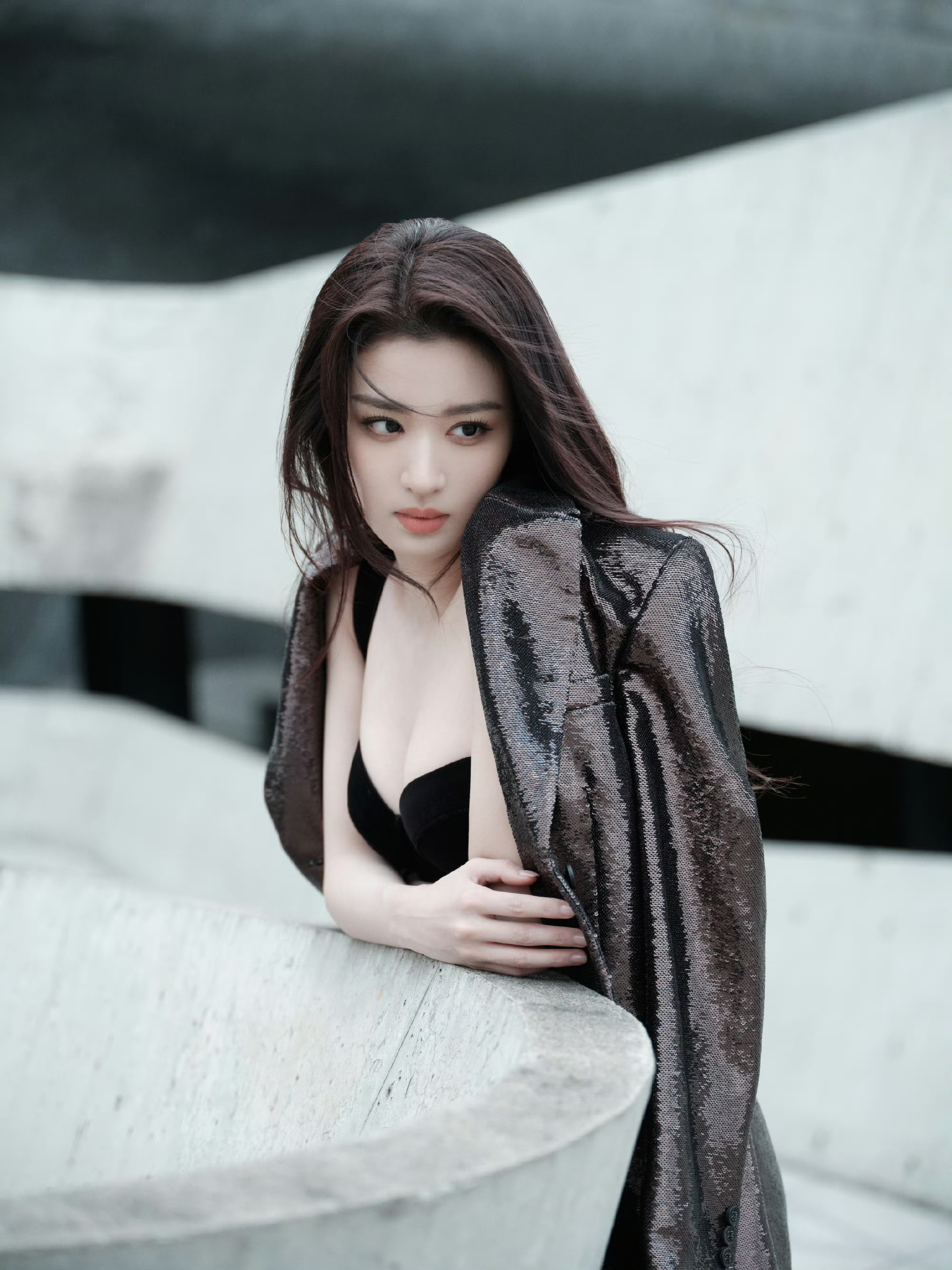 王楚然：这谁不想娶？一颦一笑皆风情，堪称“人间理想型”！说到惊艳了...