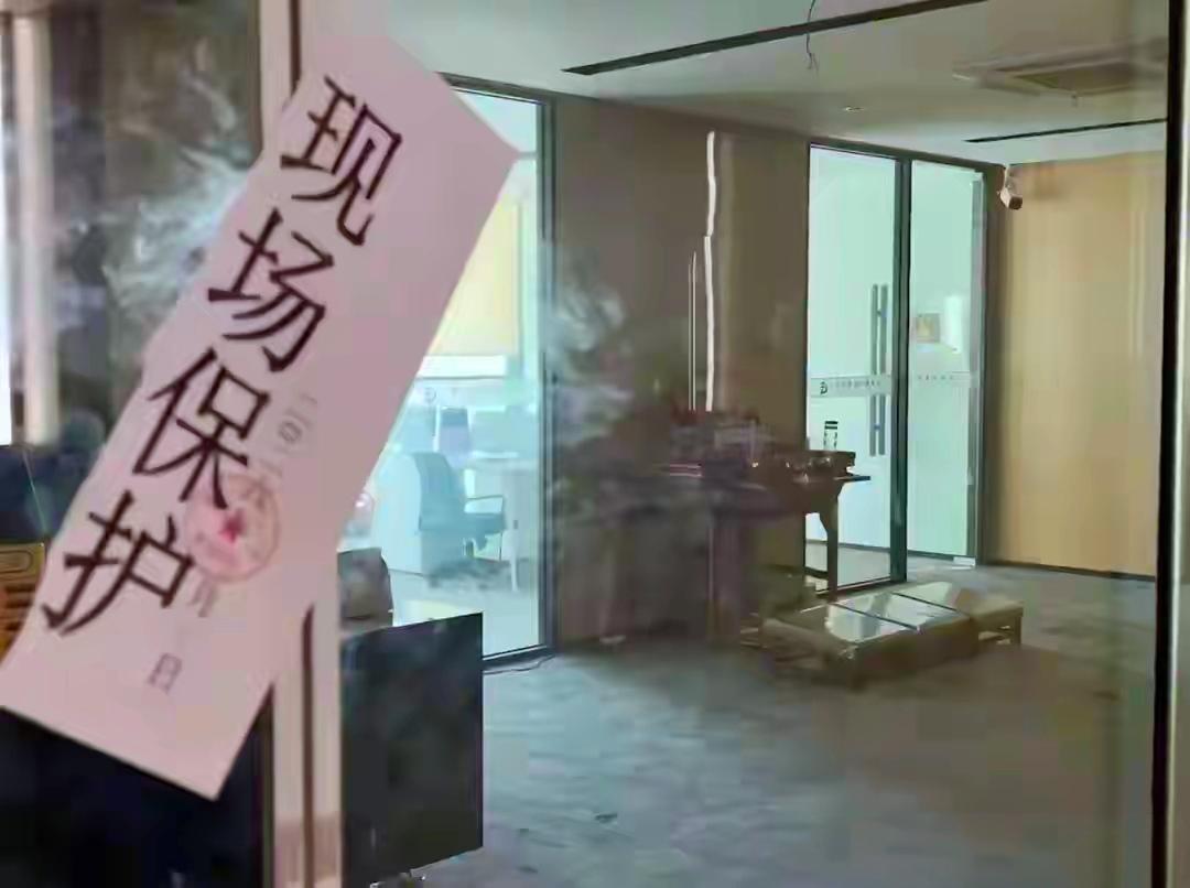 行业大地震！广东律所上百人被查，涉案上亿，撕开网推律所灰色内幕广东一网红网