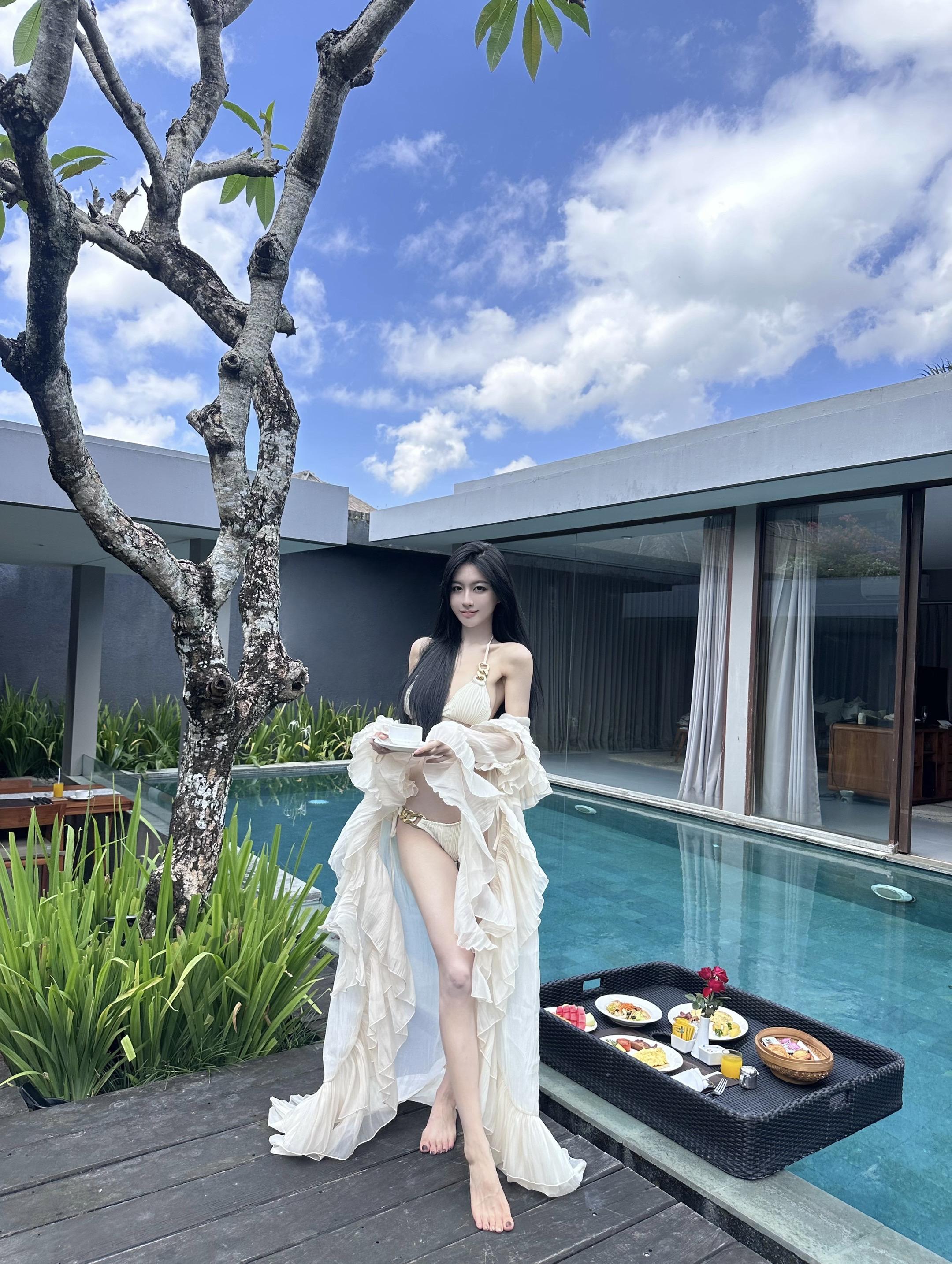 巴厘岛那么远 你在的话会更好