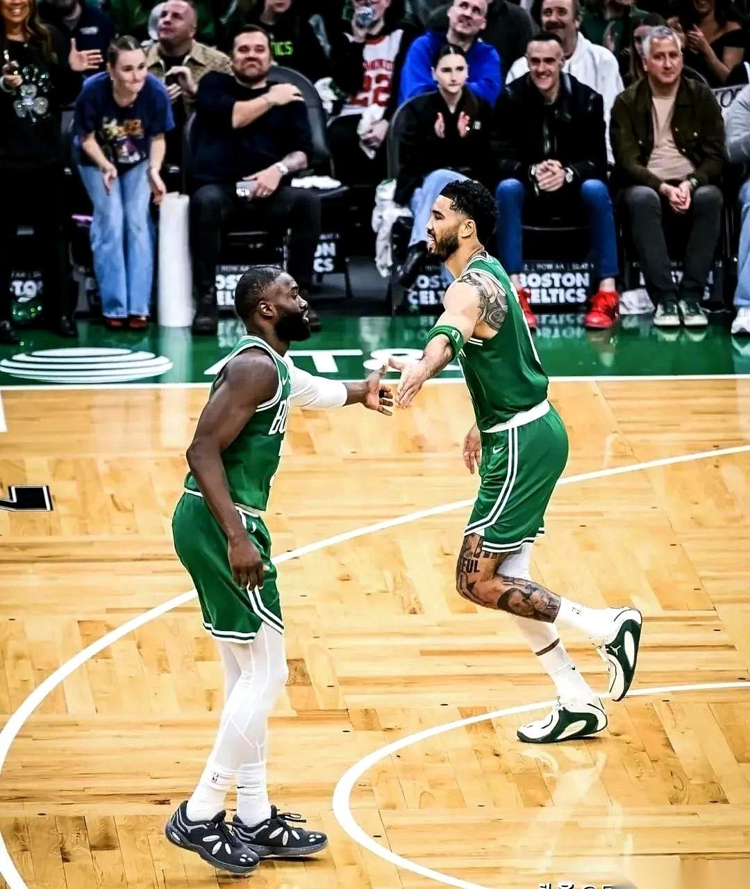 凯尔特人队现在最怕的，可能不是塔图姆受伤，而是他伤愈归来。这话听着怪，但你看看