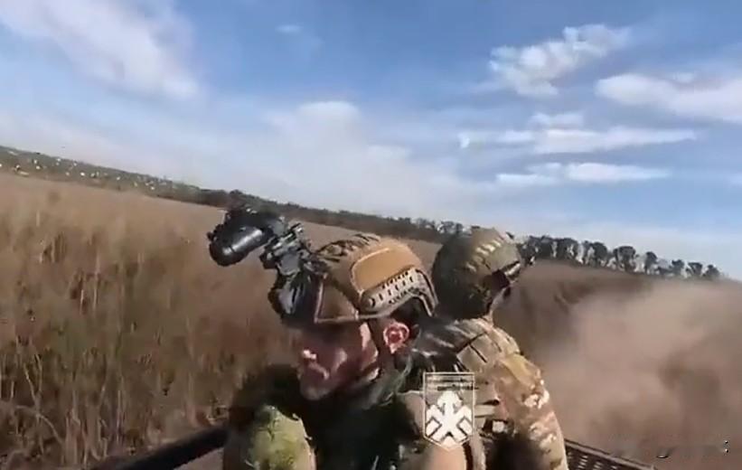 12/17美国战争研究所报告：⭕️俄乌在库皮扬斯克战场，乌军的自杀式西南角冲锋