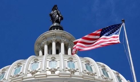 中国目前不会出手！只有俄罗斯和伊朗深度介入美伊战，中国在适当的时候，估计会介入美