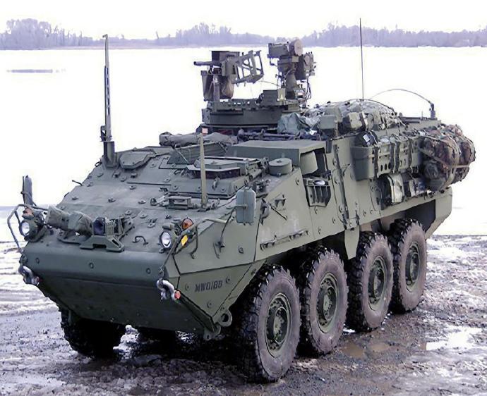 每天认识一件兵器美国“斯特赖克”装甲车“斯特赖克”（Stryker）装甲车是由