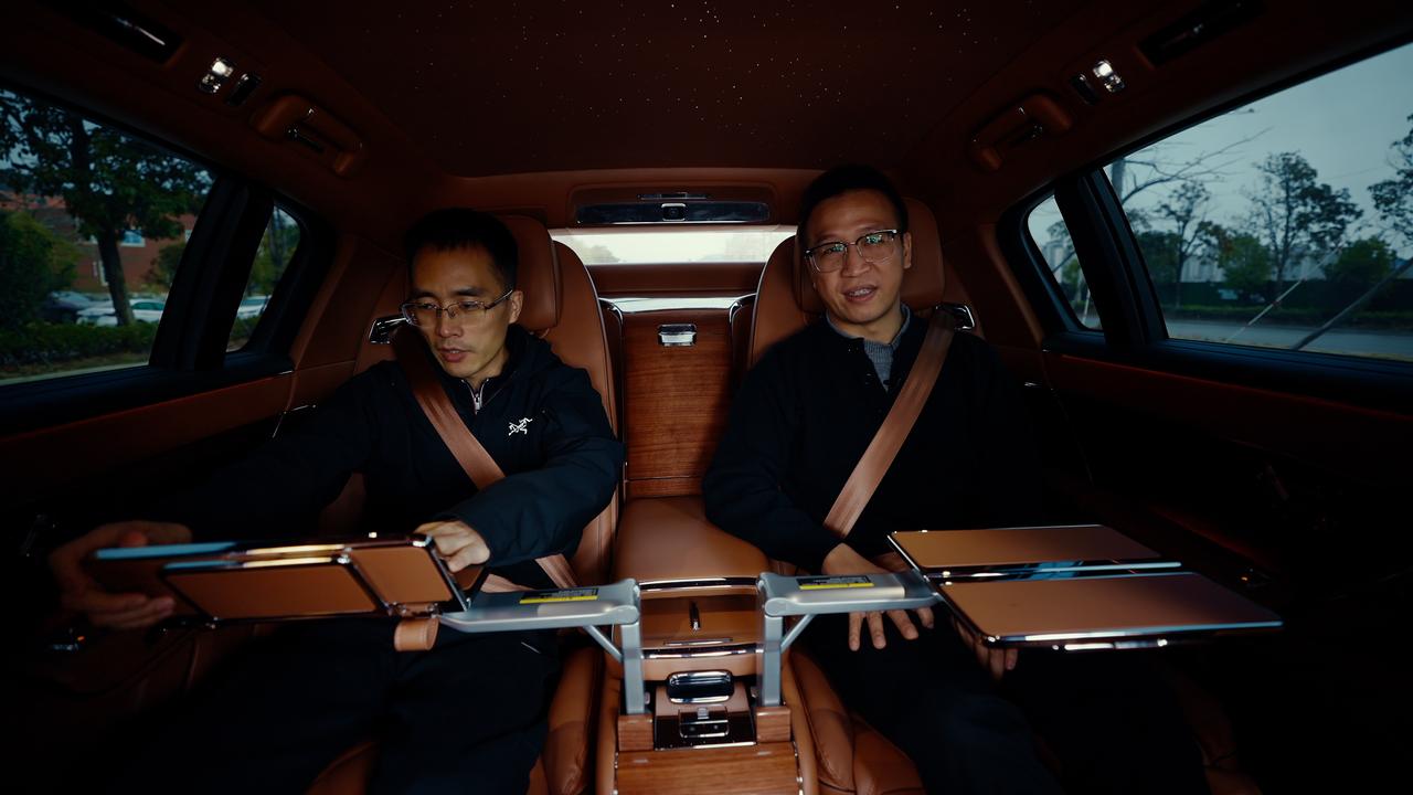 2026年春节，财新传媒副总裁周智琛从深圳出发，驾驶尊界S800，踏上了650公