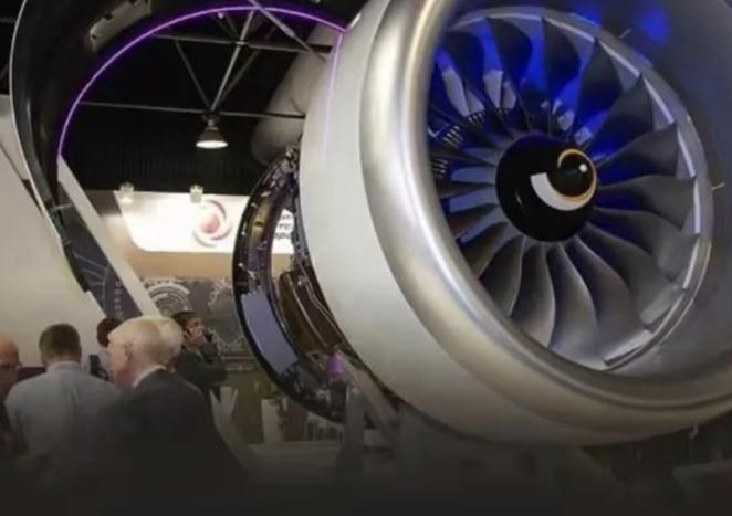 俄罗斯现在看明白了，对于中国要雪中送炭，而不是什么锦上添花。前不久，俄罗斯副