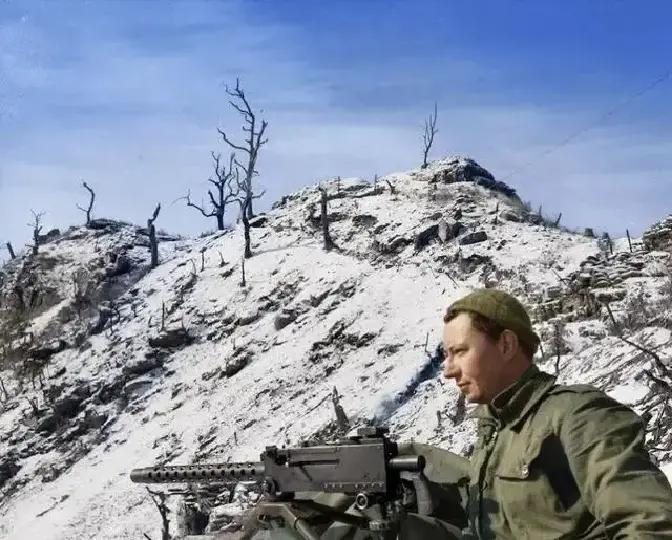 你知道子弹能飞多远吗？2400米！这不是科幻片，而是1905年日本三八式步枪的真