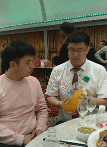 吃饭要有仪式感，就是废纸