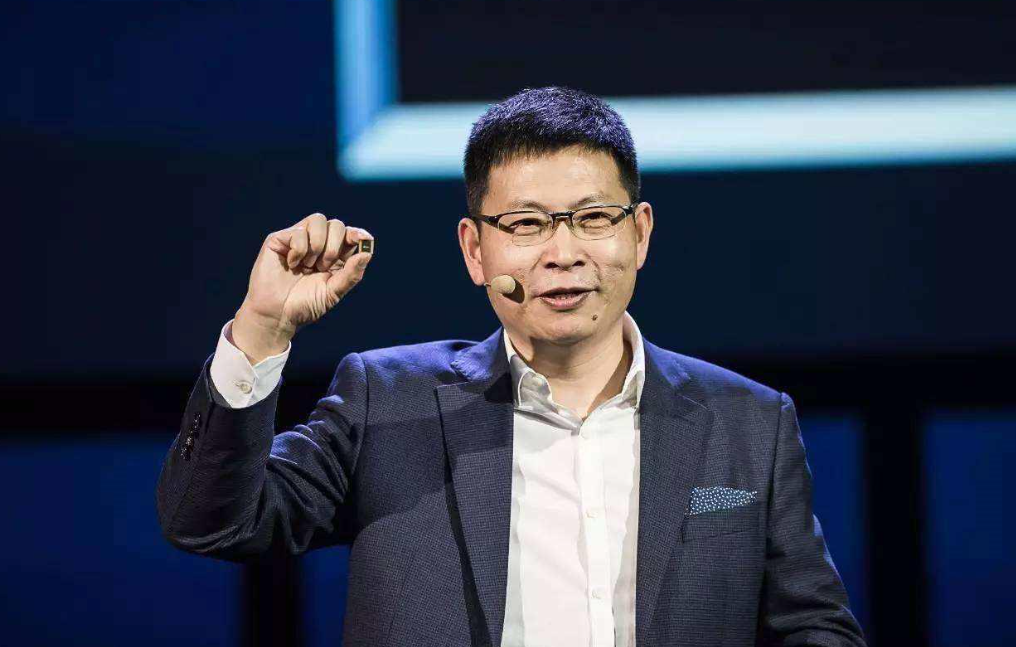 华为沉默前行，1647亿研发砸出什么未来？